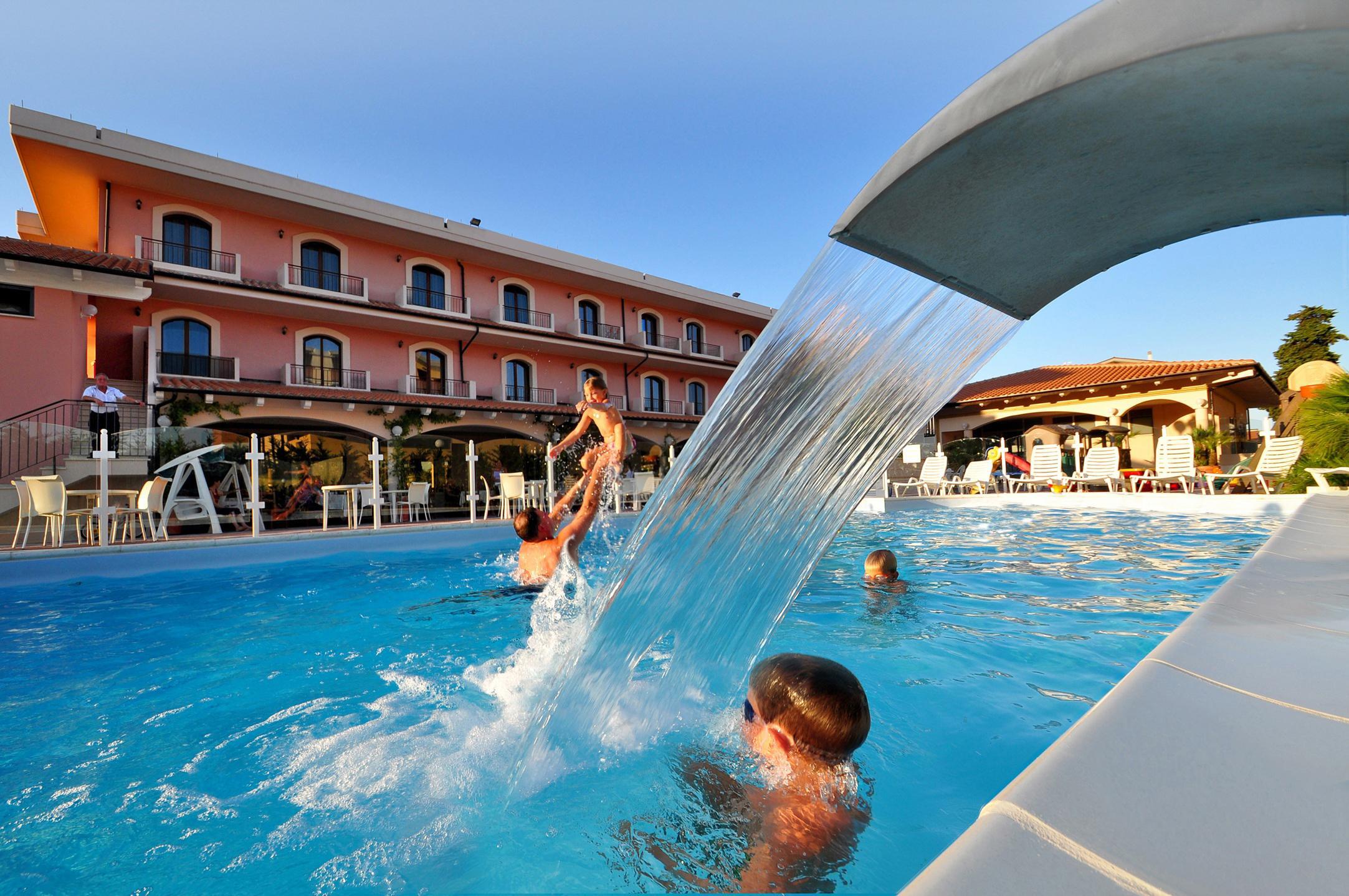 Hotel Villa Elena Tortoreto Esterno foto
